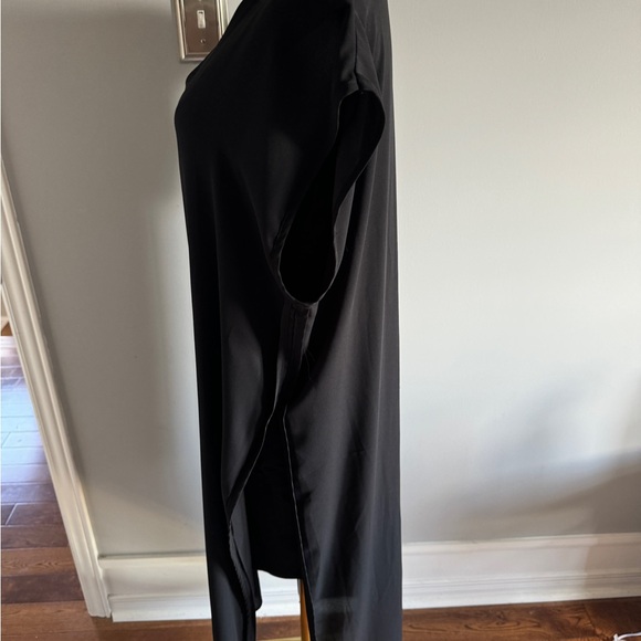 Saks 5th Ave midi black tunic - Picture 3 of 6